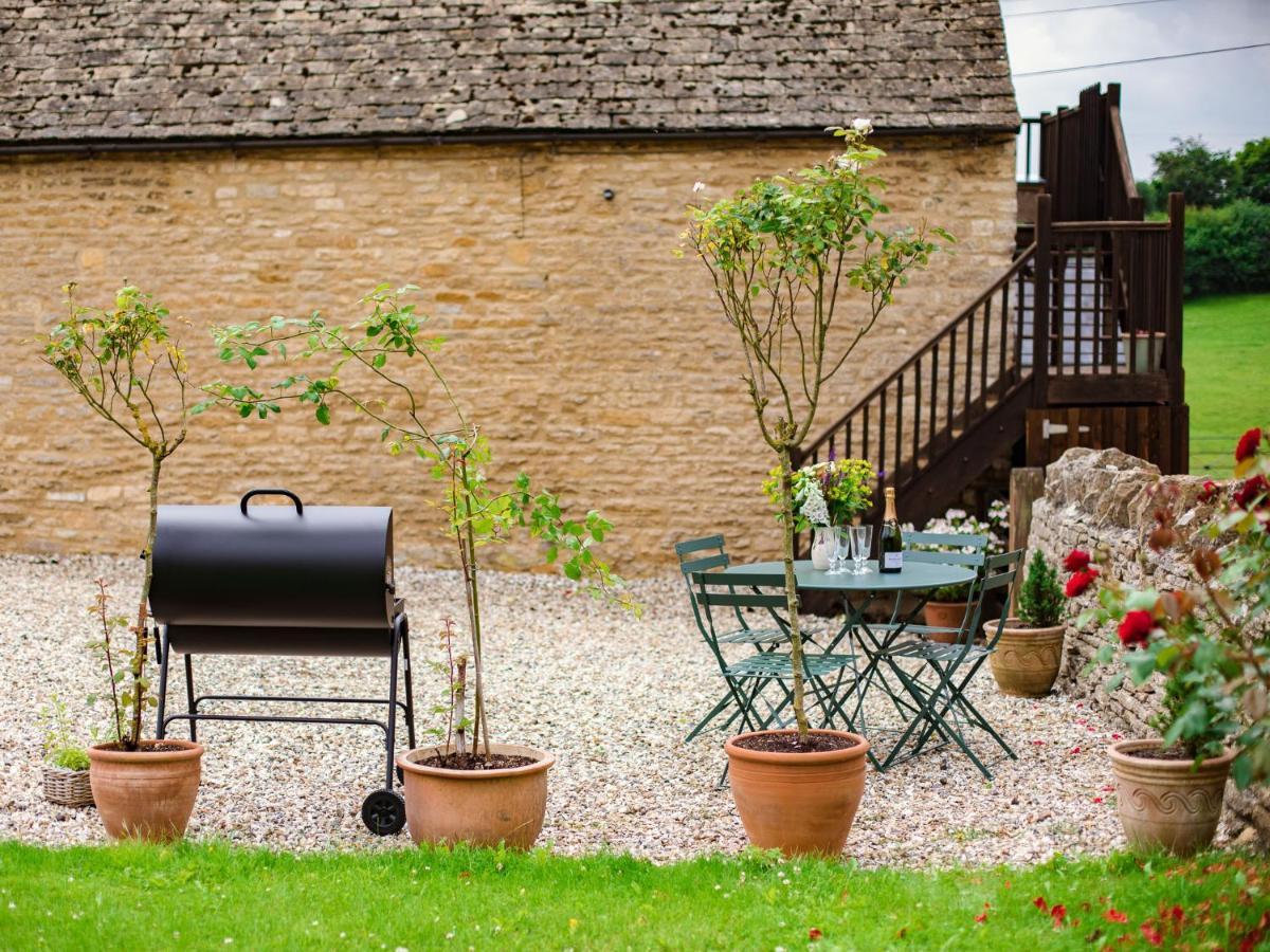 Hayloft At Newbarn Farm Villa Chipping Norton Eksteriør bilde