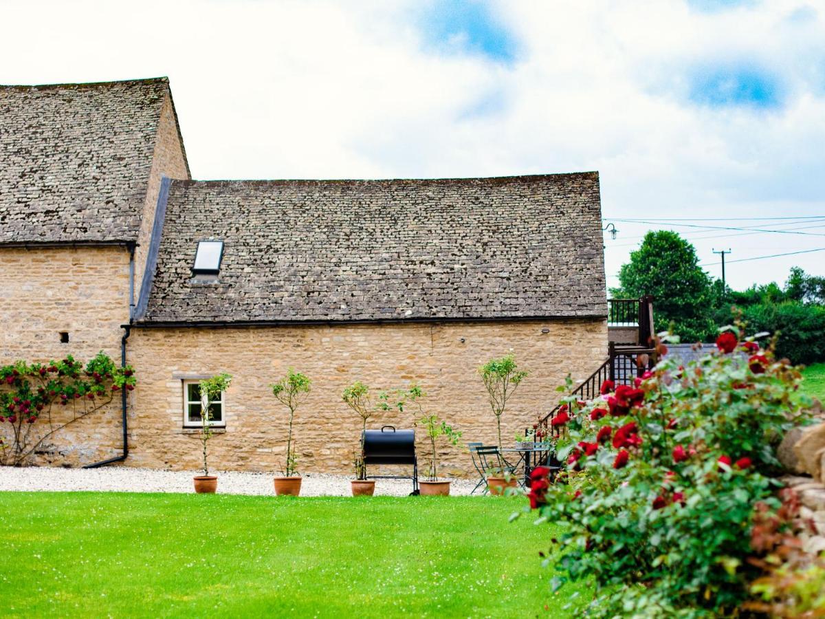 Hayloft At Newbarn Farm Villa Chipping Norton Eksteriør bilde